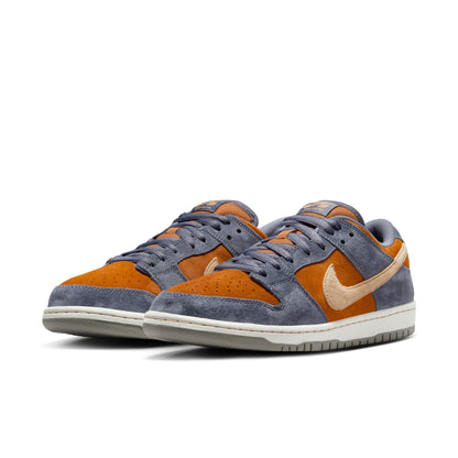 Dunk Low Pro LIGHT CARBON SESAME MONARCH SUMMIT WHITE